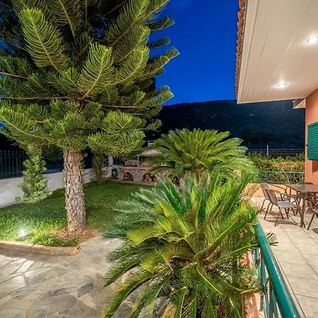 Cefalonian Hideaway Tatil Evi