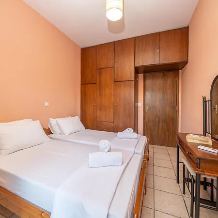 Cefalonian Hideaway * Razata